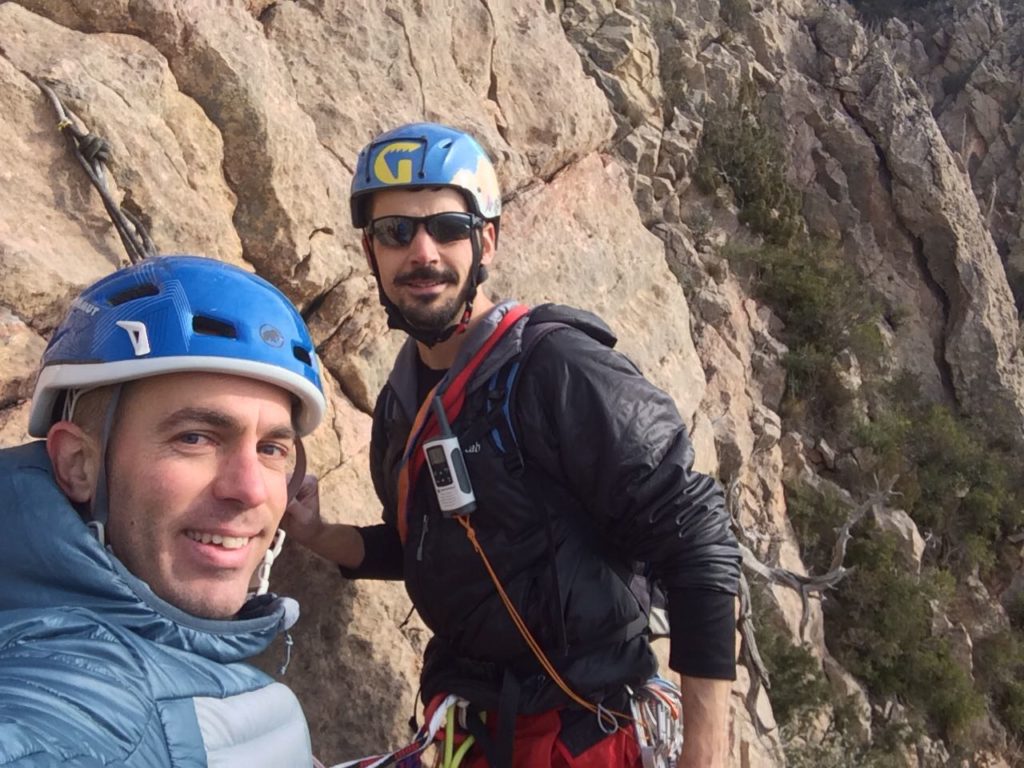 Vía Rock de Lux 90m 6a/b.  Peña Roia-Baldellou.